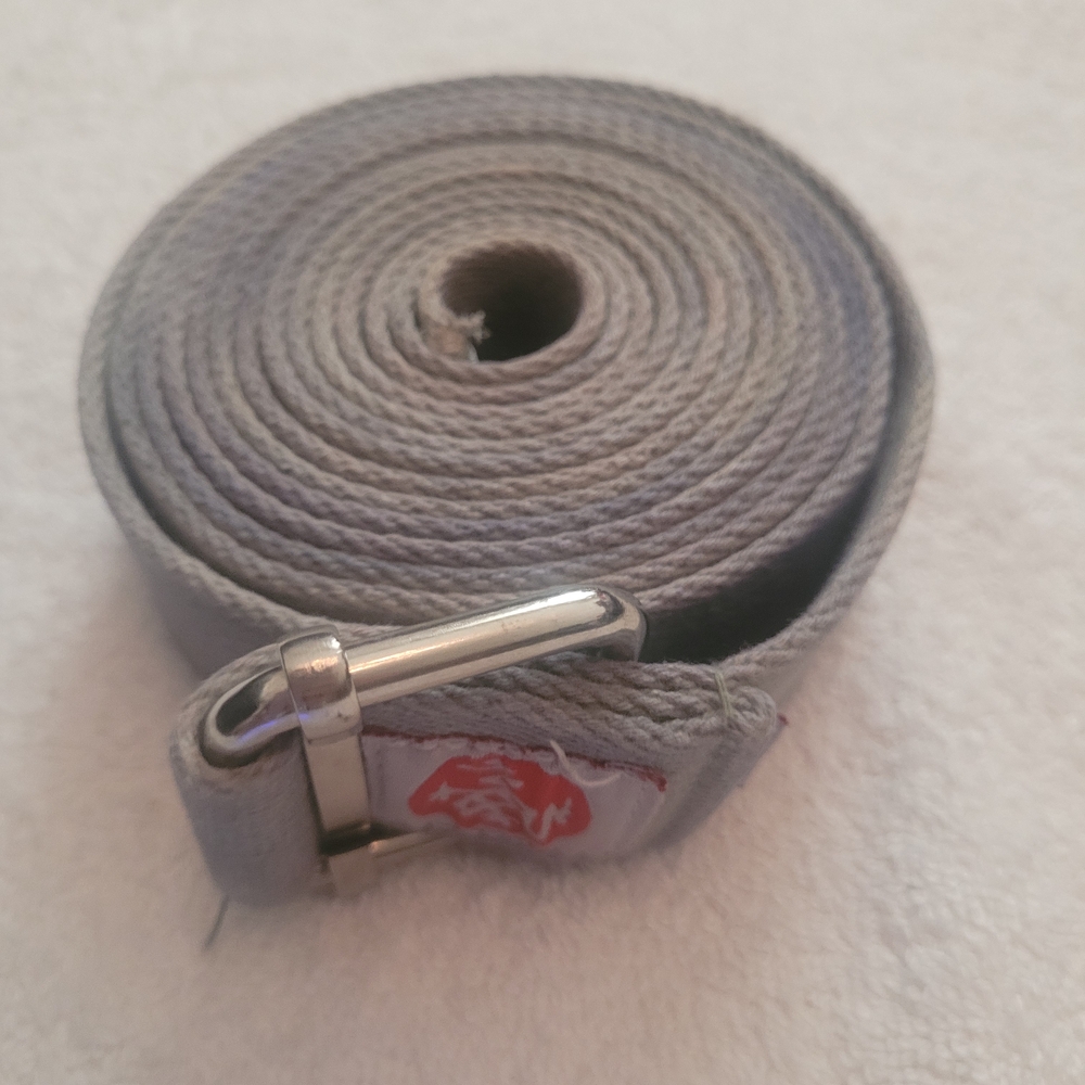 Manduka Gray Canvas Yoga Strap with Silver Buckle